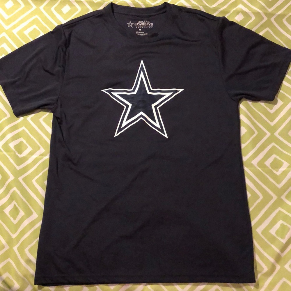 NFL Dallas Cowboys _ Short Sleeve Crew Neck T-Shirt in Black